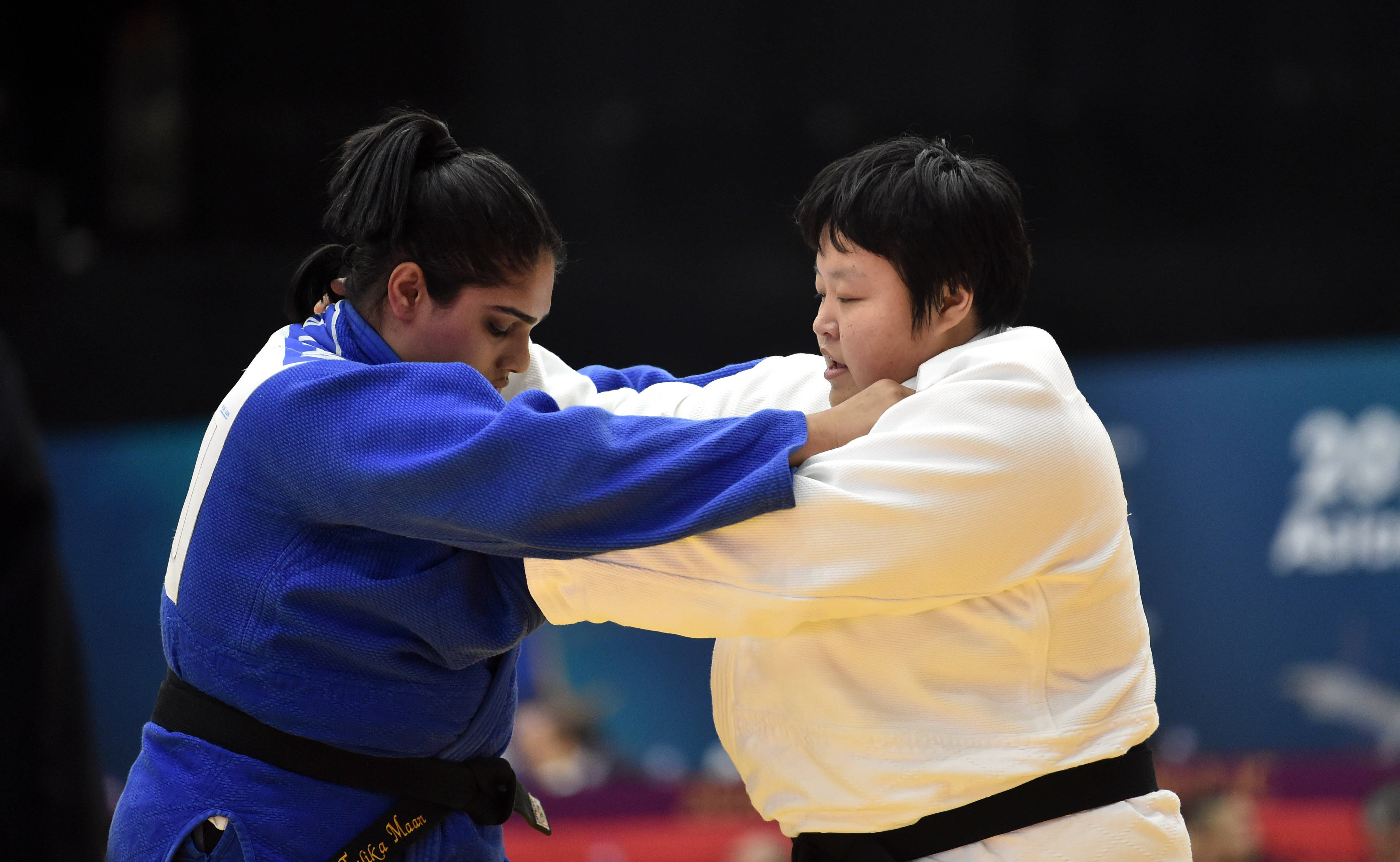 日本女子柔道选手在比赛中圆梦