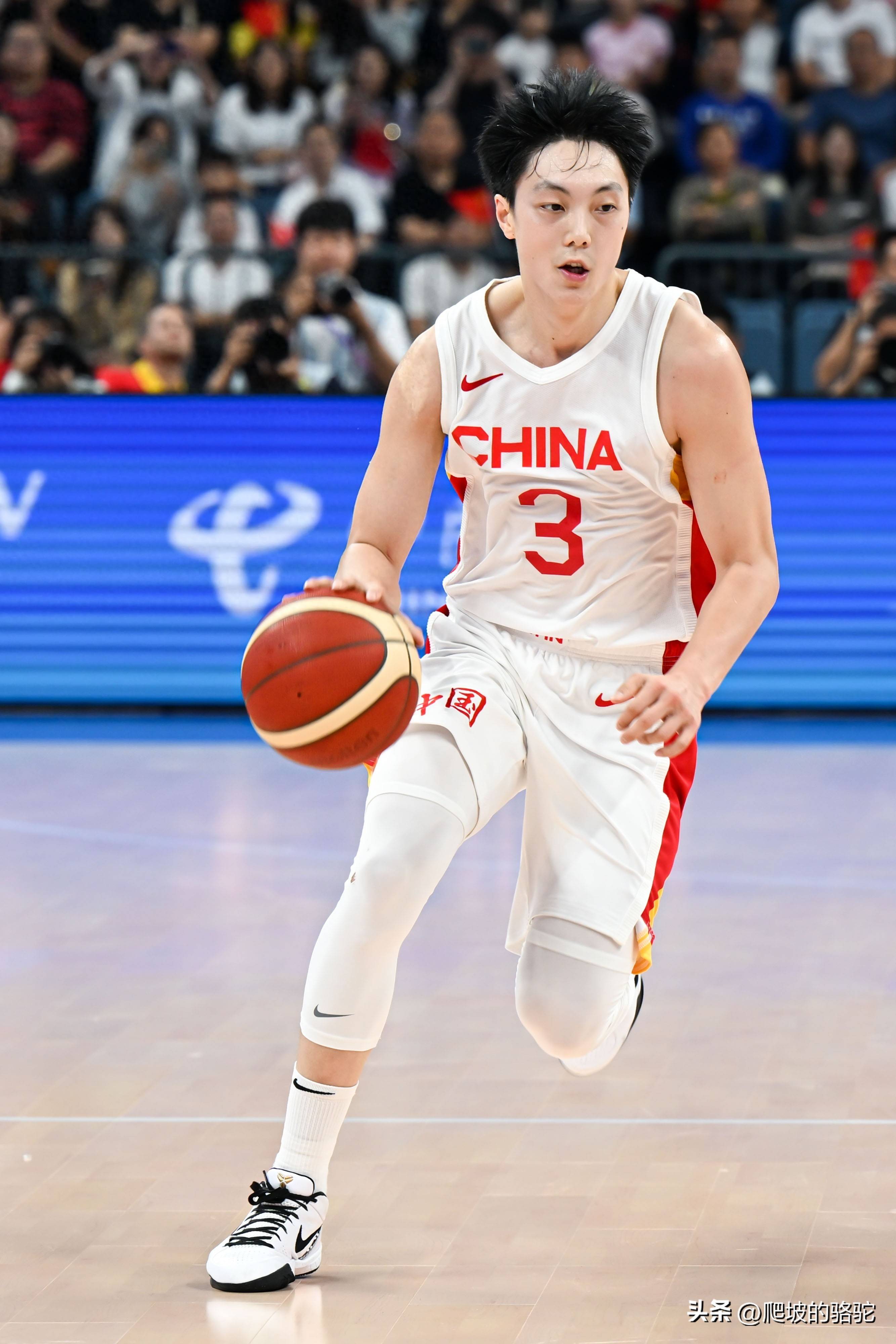 黑龙江男篮战胜对手，取得首胜