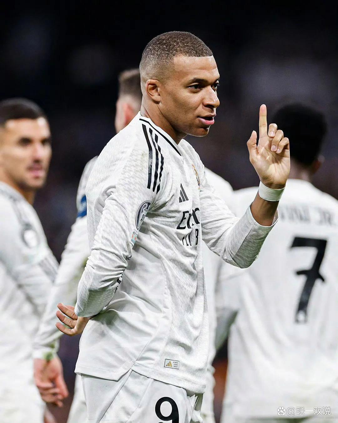 皇马惊险晋级,欧冠巨人再度闯入强 皇马惊险晋级,欧冠巨人再度闯入强