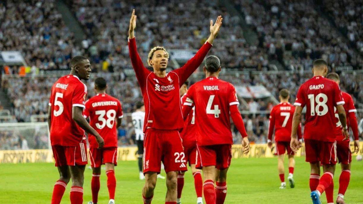 关于利物浦逆袭战平皇马，小组排名岌岌可危的信息