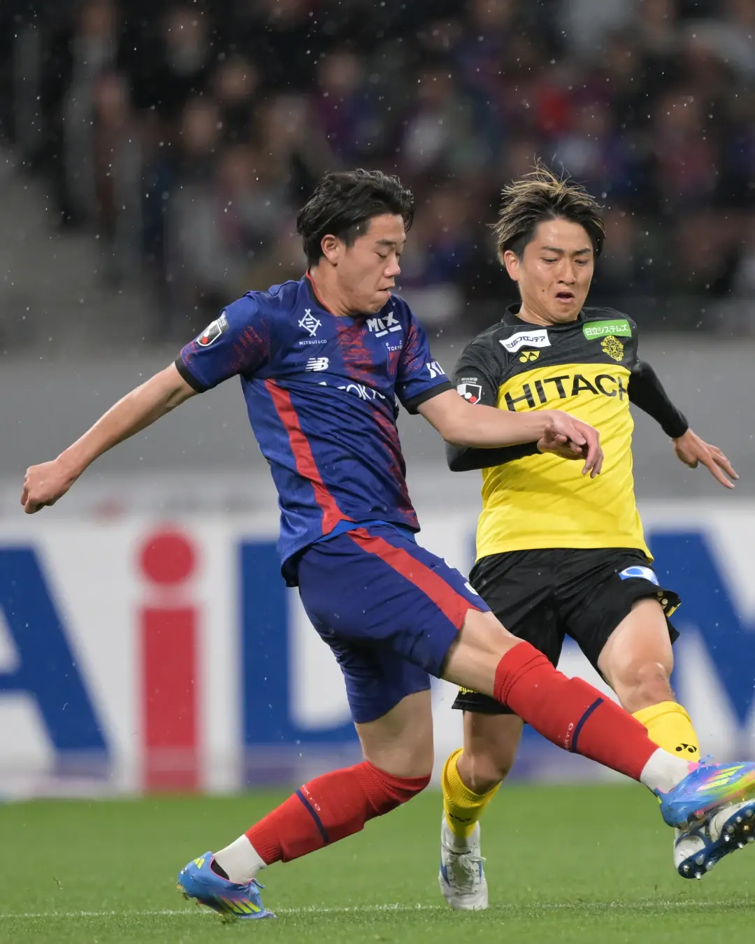 包含东京FC保持不败亚洲冠军杯席卷全场的词条