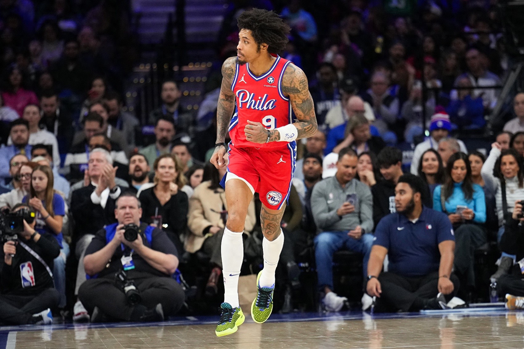 76人惨败雷霆,球队考验仍在增加 76人惨败雷霆,球队考验仍在增加