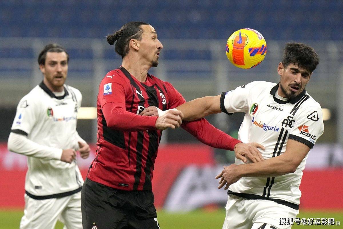 意甲球队争夺冠军激烈升级，AC米兰再度领跑
