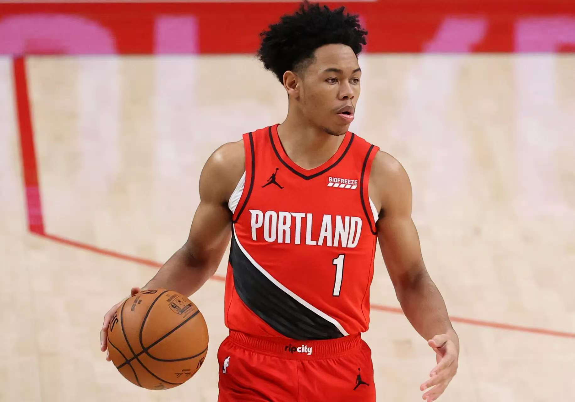 开拓者大胜森林狼,劳尔制造22分 开拓者大胜森林狼,劳尔制造22分